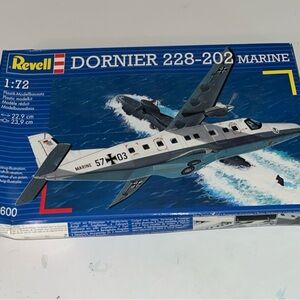 Vintage REVELL DORNIER 228-202 MARINE